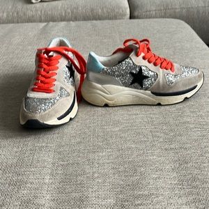 Glitter running sole sneaker